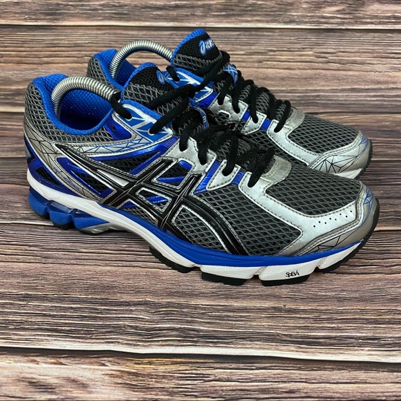 mens running shoes size 8